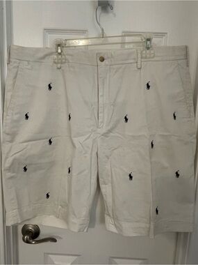 Polo by Ralph Lauren White Cotton Shorts with Navy Embroidered Logos Size 42